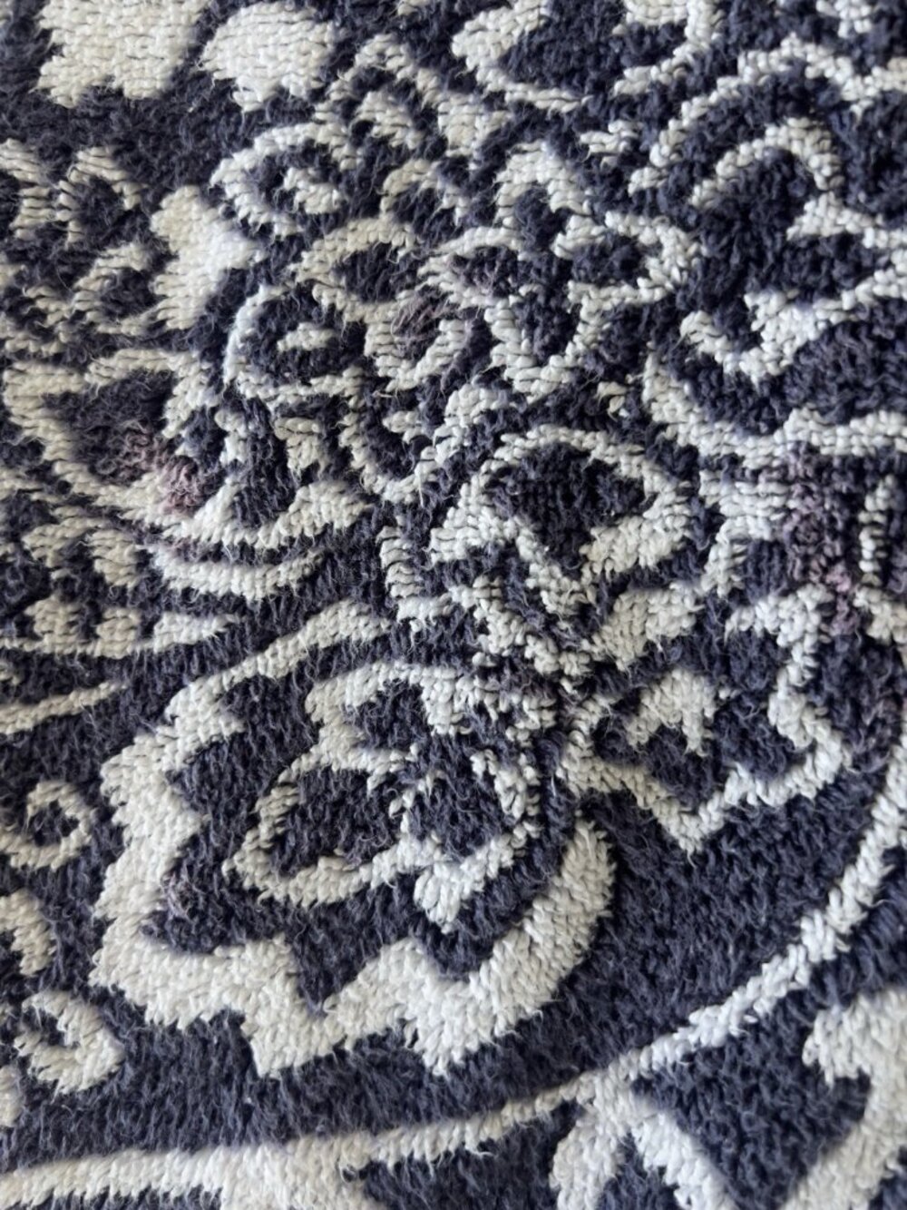 RALPH LAUREN Large Bath Towel 100% Cotton Navy Blue White Paisley 28"W x 54"L - Picture 11 of 16